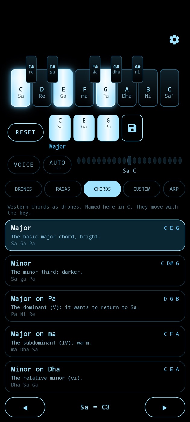 The app: three valves glowing, the notes below them